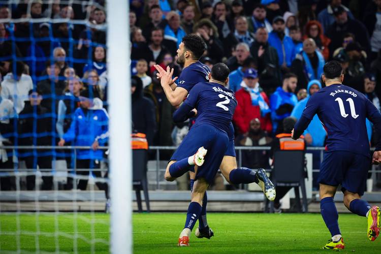 欧冠积分榜分析：各队晋级形势紧张,（欧冠形势盘点：出线之争愈演愈烈）