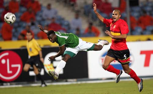 穆里尼奥、齐达内和安切洛蒂都不在，皇马还能指望谁？（穆里尼奥、齐达内与安切洛蒂皆不在，皇马还能倚仗何人？）