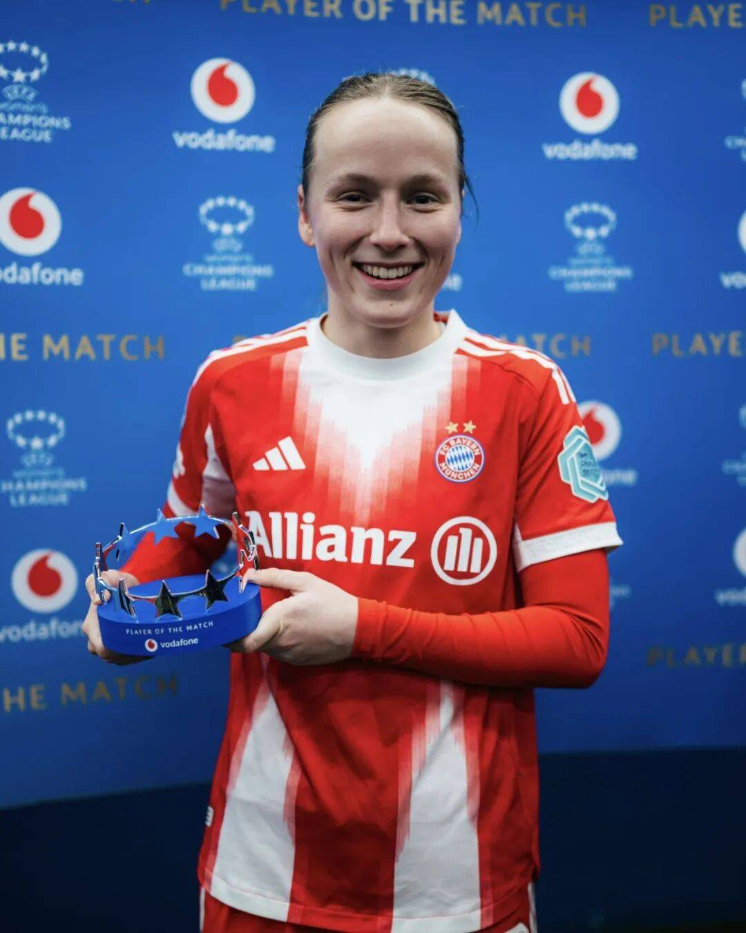 阿莱格里：明天肯定有人需要恢复，但替补的球员必须提供帮助（阿莱格里：明天有人需要休整，替补必须站出来贡献力量）