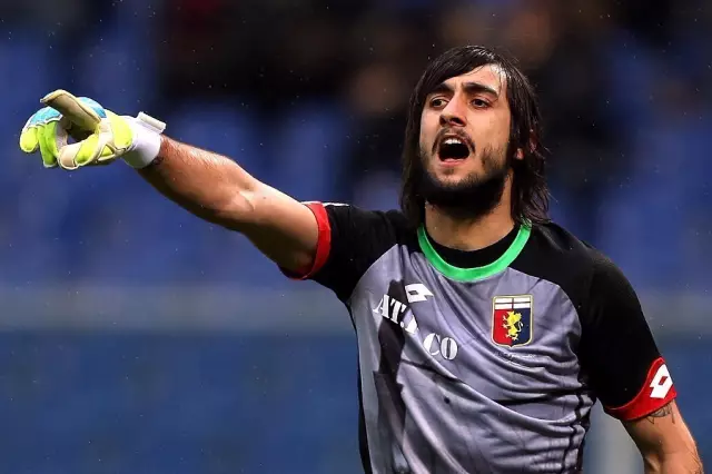 独领风骚，目前欧冠前8球队英超占4席，其余四大联赛各出1队（英超统治欧冠八强：四队晋级，其余四大联赛各一队）