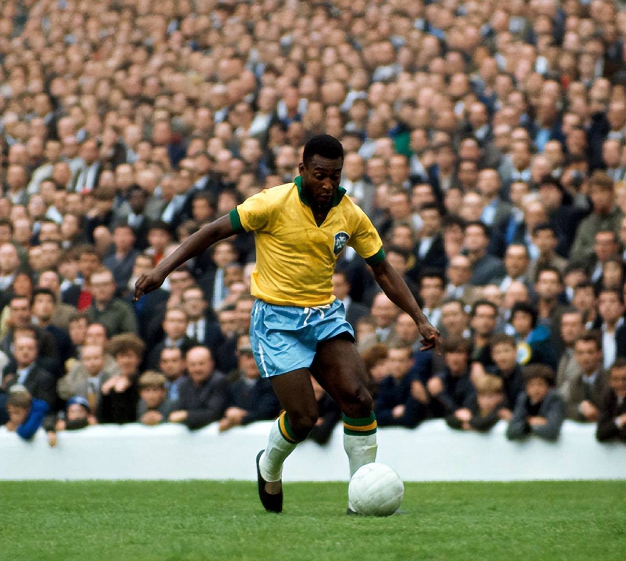 篮球摄影如何捕捉精彩瞬间？（篮球摄影：抓住精彩瞬间的技巧）