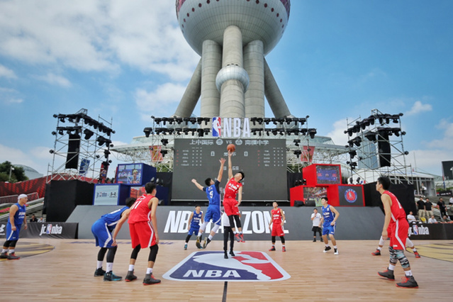 双拳难敌四手！库里末节独得14分&全场轰下39+5+5难救主（孤掌难鸣！库里末节狂砍14分，全场39+5+5仍难挽败局）