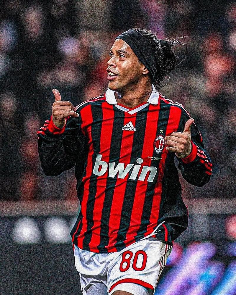 足球报：成都大概率与徐正源续两年，韦世豪续约，锋线会引援（足球报：成都预计与徐正源再签两年，韦世豪续约，锋线将引援补强）