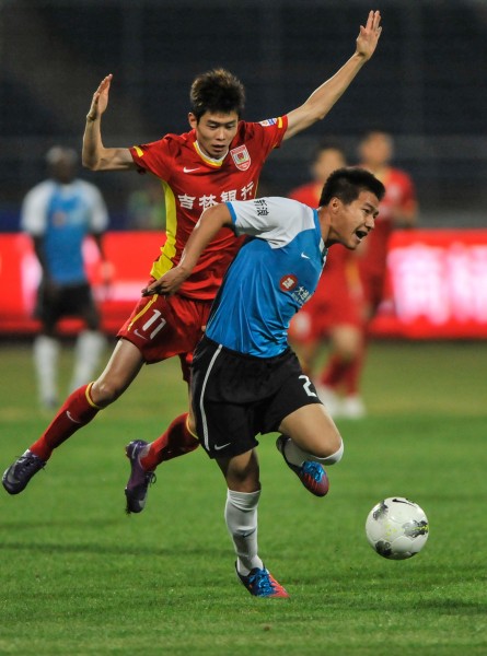 贝尔戈米：看看那不勒斯有多少人缺阵，如今他们比上赛季更强（贝尔戈米：哪怕那不勒斯伤缺众多，如今整体实力已超越上赛季）