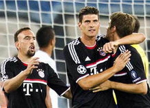 利兹联考虑签下RB莱比锡中卫（利兹联有意引进莱比锡红牛中卫）