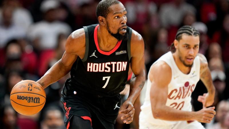 体图：加盟多特之前，施洛特贝克曾与萨利在后者家中会面（体图：加盟多特前，施洛特贝克曾赴萨利家中面谈）